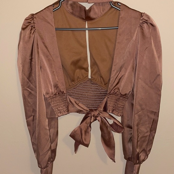 Metalic brown tie back blouse - Picture 4 of 6